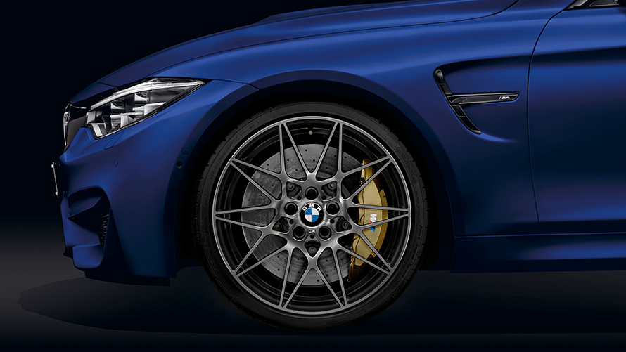 BMW M4 Cabrio vanteet 20 tuumaa Star-spoke 666 M Black BMW M4 Cabrio vanteet 20 tuumaa Star-spoke 666 M Black