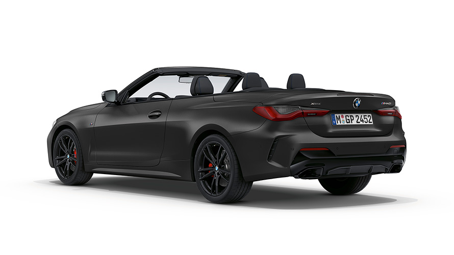 BMW M440i xDrive Cabrio G23 2020 BMW Individual Frozen Deep Grey metalliväri 3/4-näkymä perästä kangaskatto auki