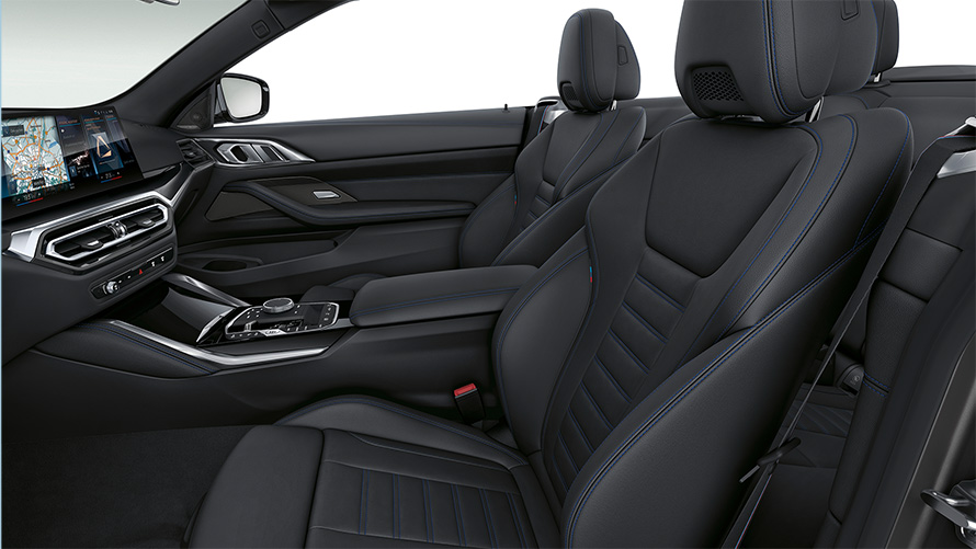 BMW M440i xDrive Cabrio G23 2020 sisätila urheiluistuimet edessä nahkaverhoilu