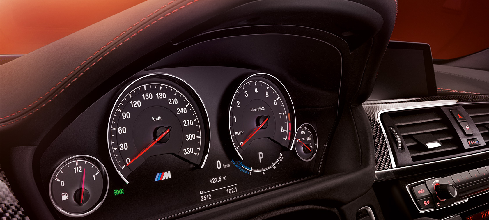 BMW M4 Coupé yhteydet BMW M4 Coupé yhteydet