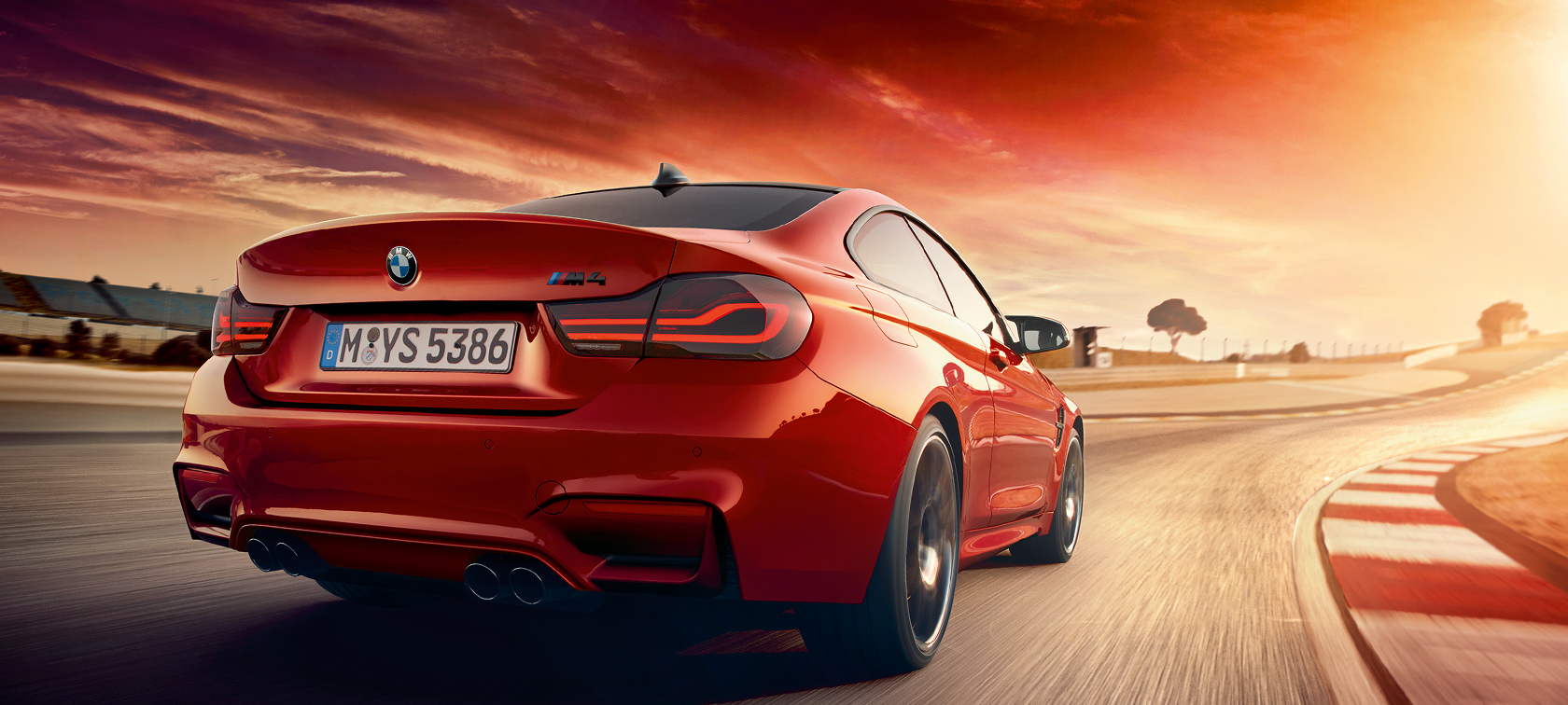 BMW M4 Coupé ajodynamiikka BMW M4 Coupé ajodynamiikka
