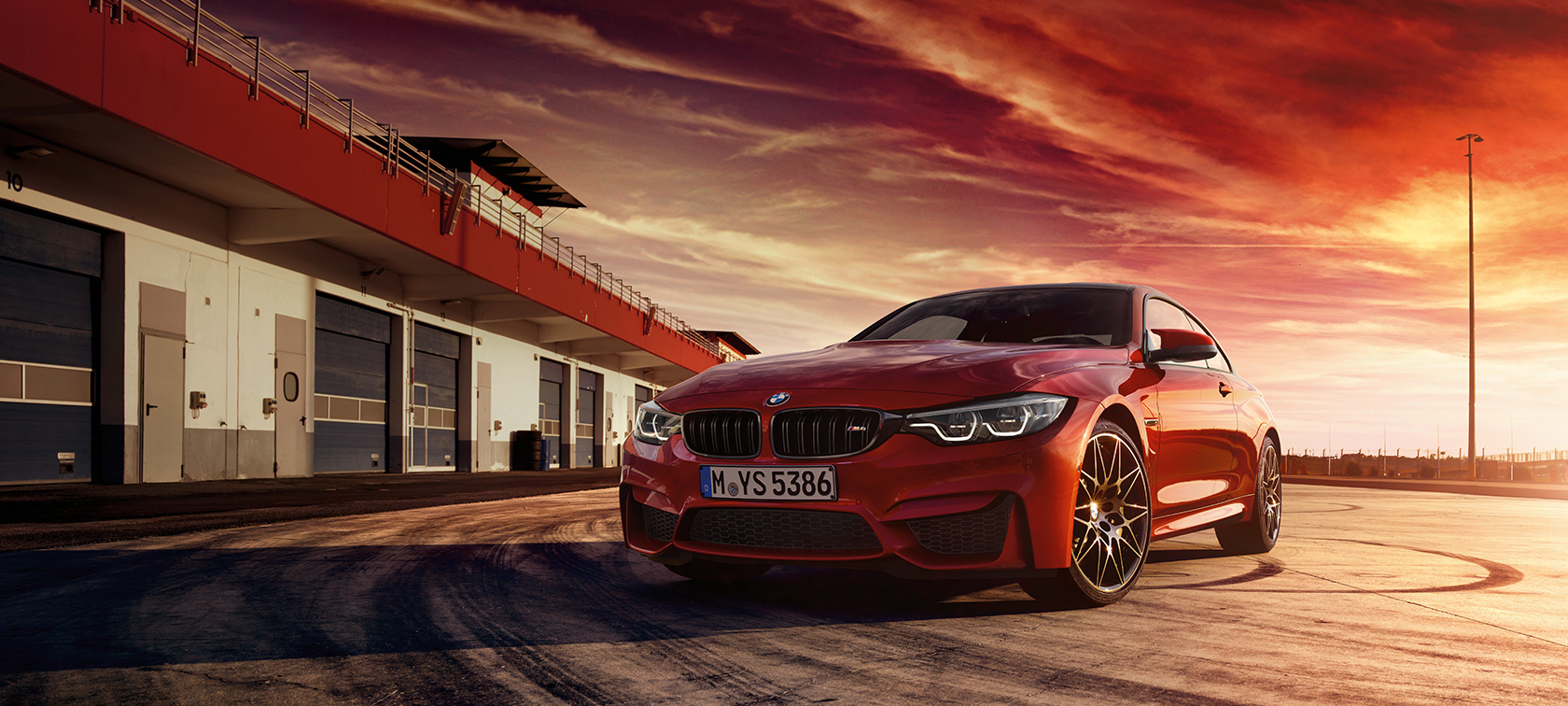BMW M4 Coupé BMW M4 Coupén tekniset tiedot