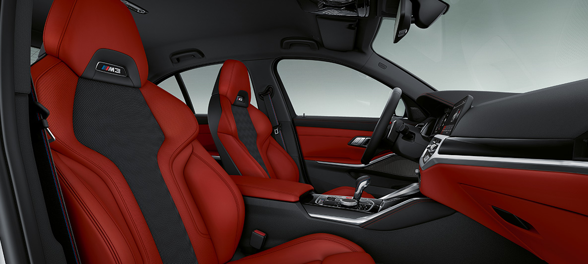 BMW Individual -täysnahkaverhoilu Merino Fiona Red / Black BMW 4-sarjan Coupé 2020 v sisätila BMW Individual -täysnahkaverhoilu Merino Fiona Red / Black BMW 4-sarjan Coupé G82 2020 sisätila ohjaamo