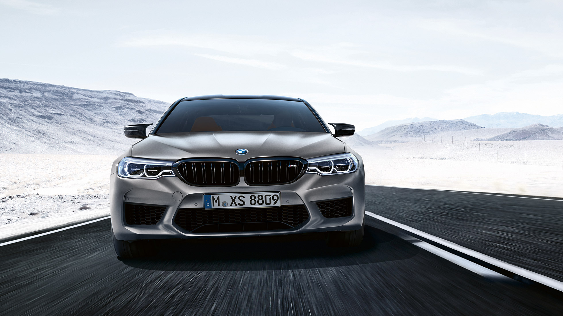 Etuosan muotoilu. BMW M5 Competitionin muotoilu, näkymä etuosasta.