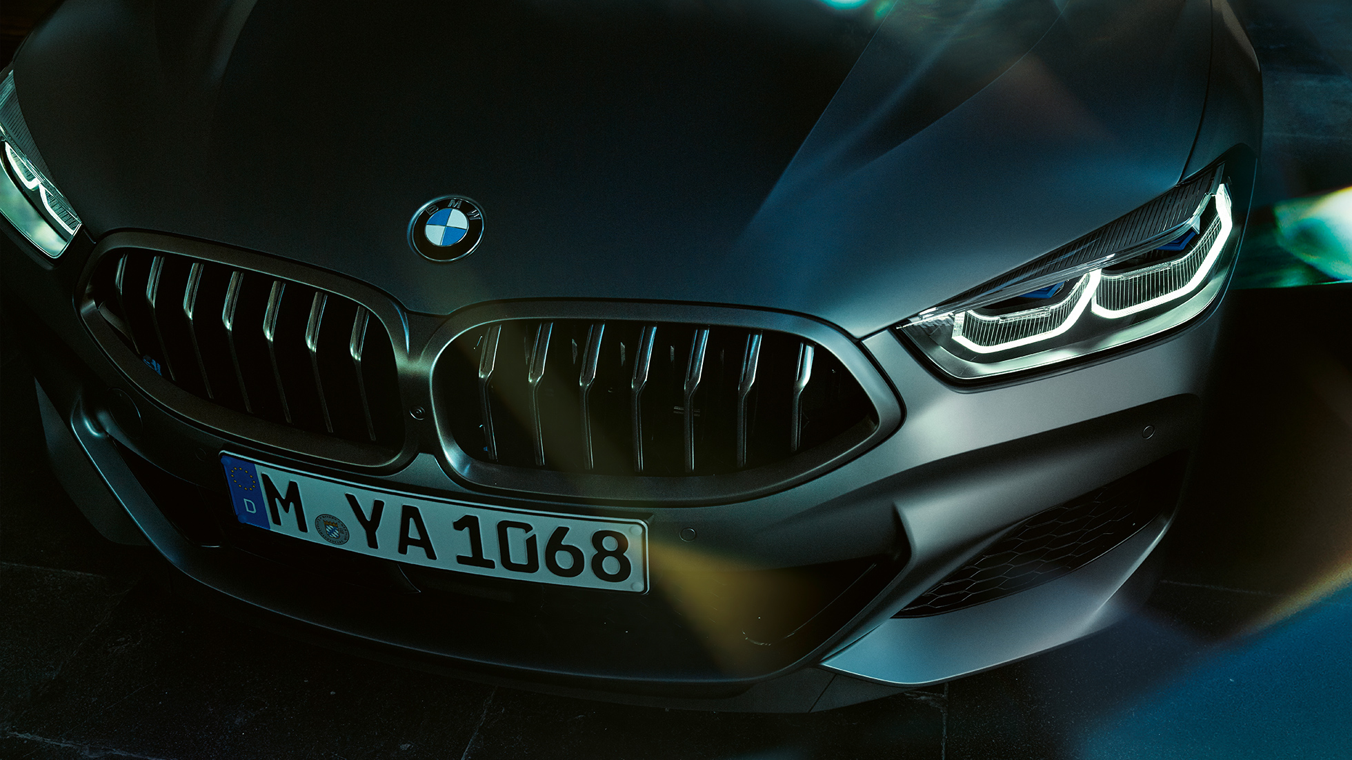 BMW M850i xDrive Gran Coupé, jäähdyttimensäleikön kehys BMW M850i xDrive Gran Coupé, muotoilu, jäähdyttimensäleikön kehys