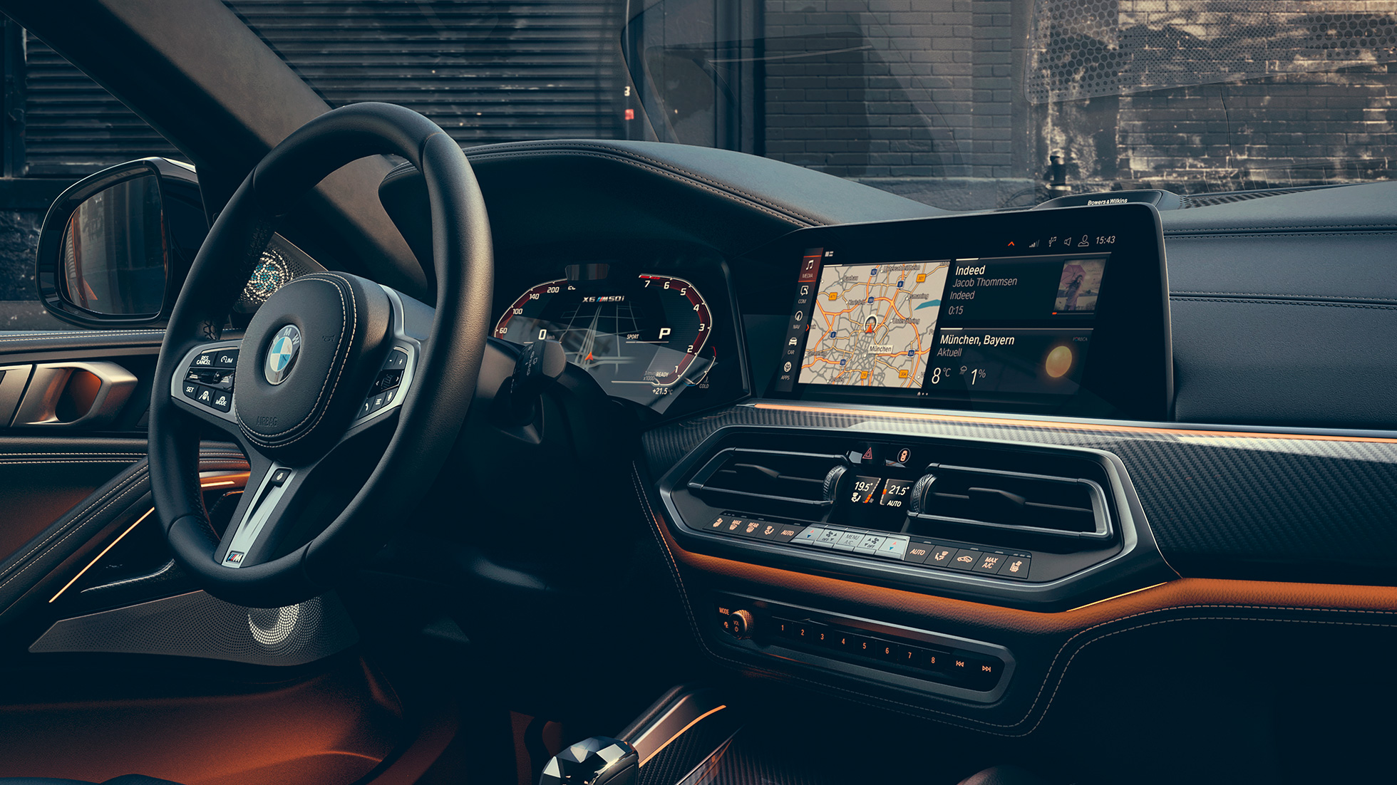 BMW X6 M50i, ohjaamo BMW X6 M50, kuljettajakeskeinen ohjaamo