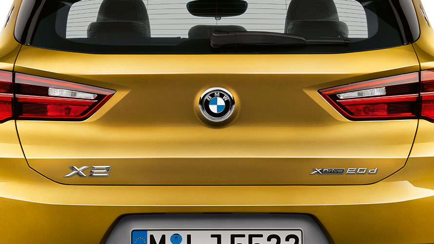 BMW X2 – perän muotoilu BMW X2 – perän muotoilu
