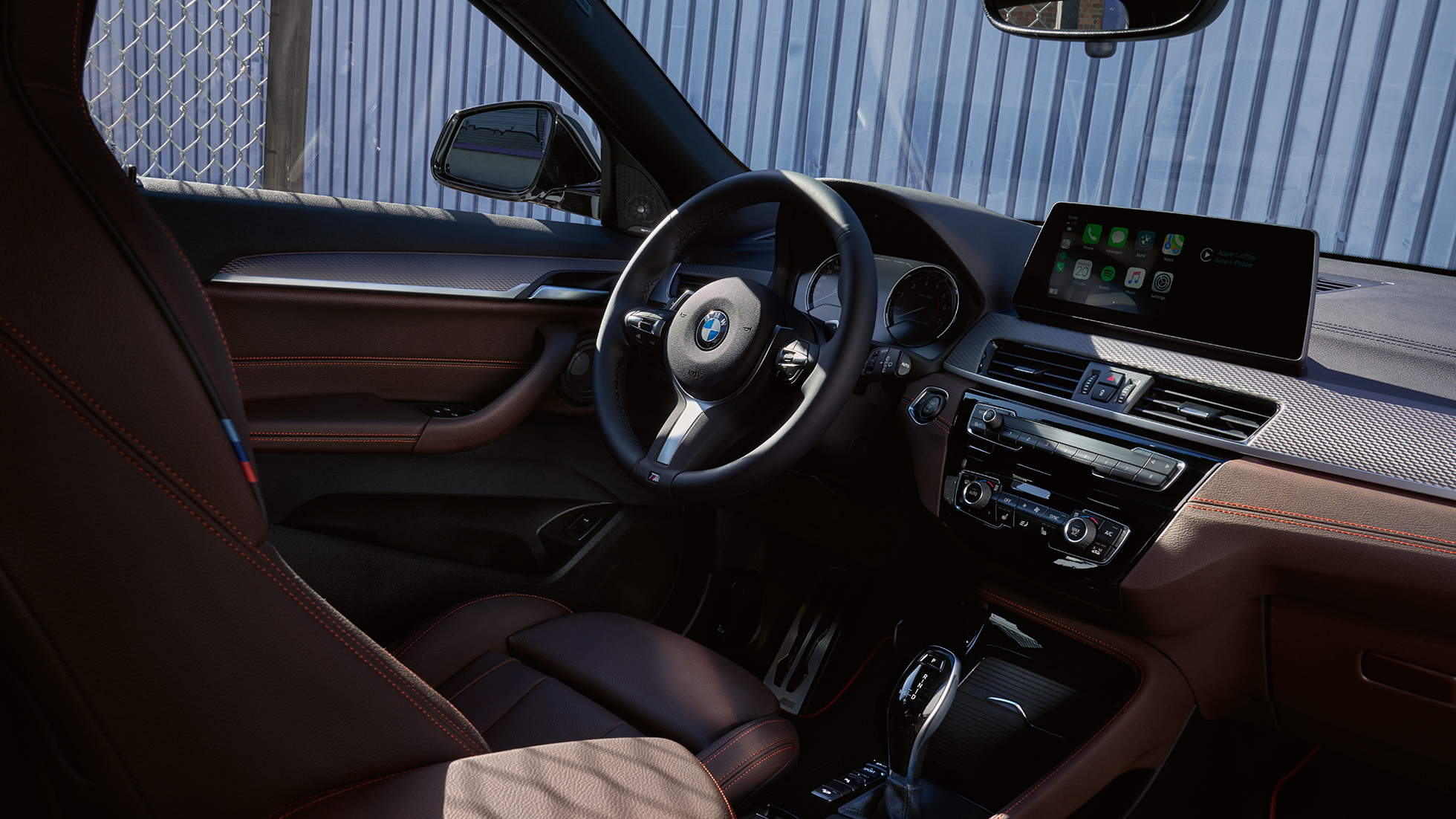 Ohjaamo BMW X2 F39 BMW X2 2018 F39 ohjaamo sisätila