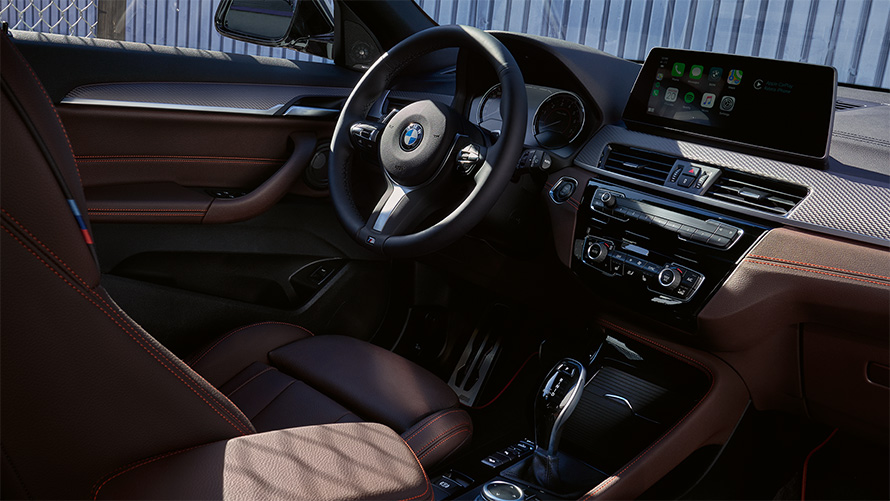BMW X2 F39 2020, sisätilan ohjaamo