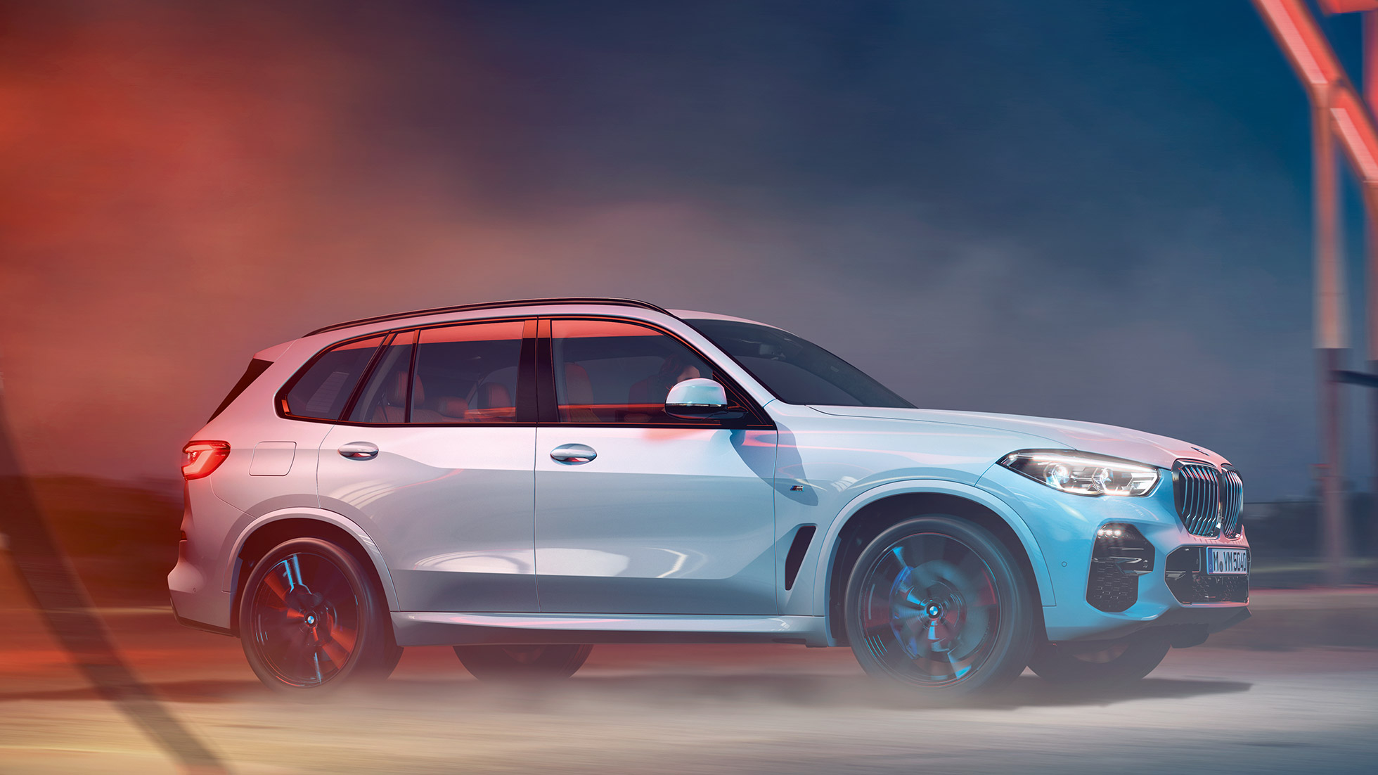 BMW X5 G05 2018, sivunäkymä BMW X5 G05 2018 metalliväri Mineral White, sivunäkymä