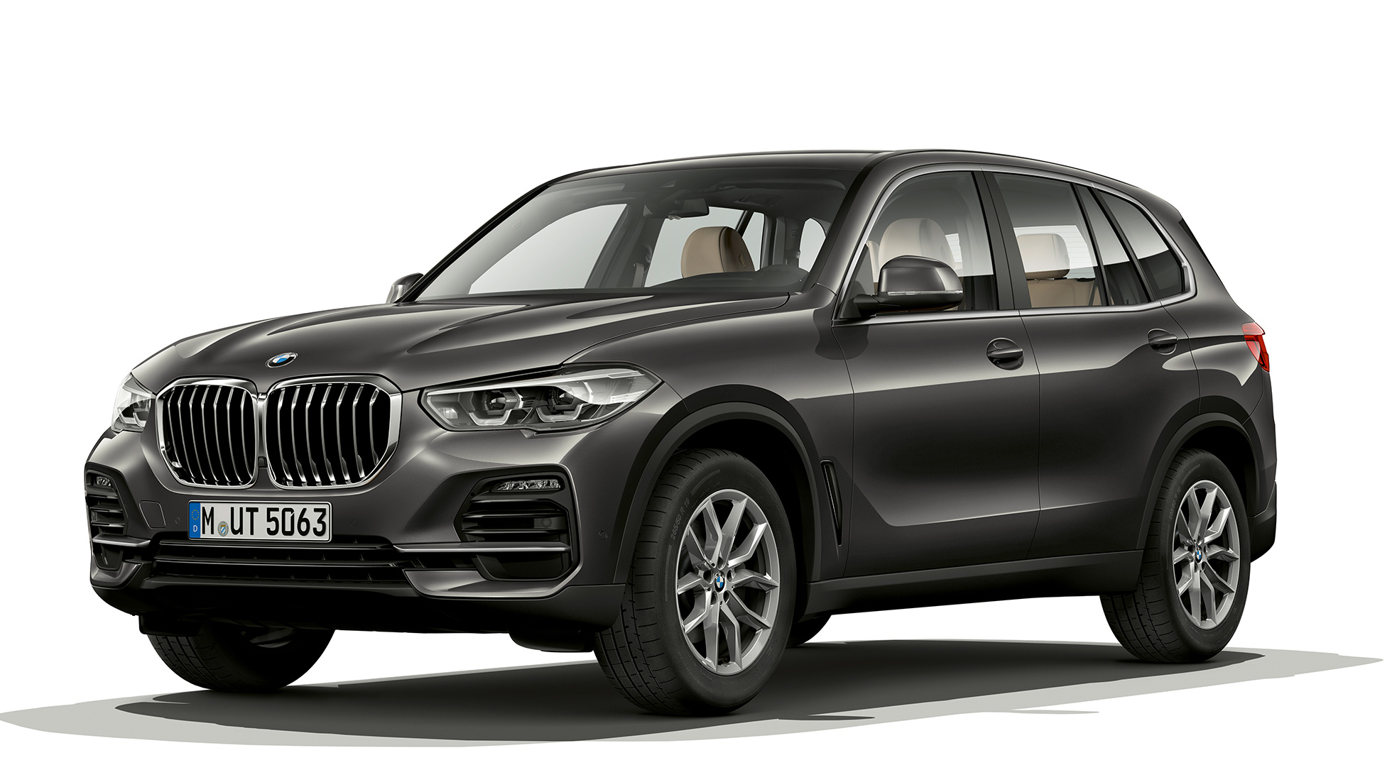 Perusmalli, BMW X5 xDrive30d, kolmen neljäsosan näkymä etuosasta Perusmalli, BMW X5 xDrive30d G05 2018 Sophisto Grey Brilliant Effect, kolmen neljäsosan näkymä etuosasta