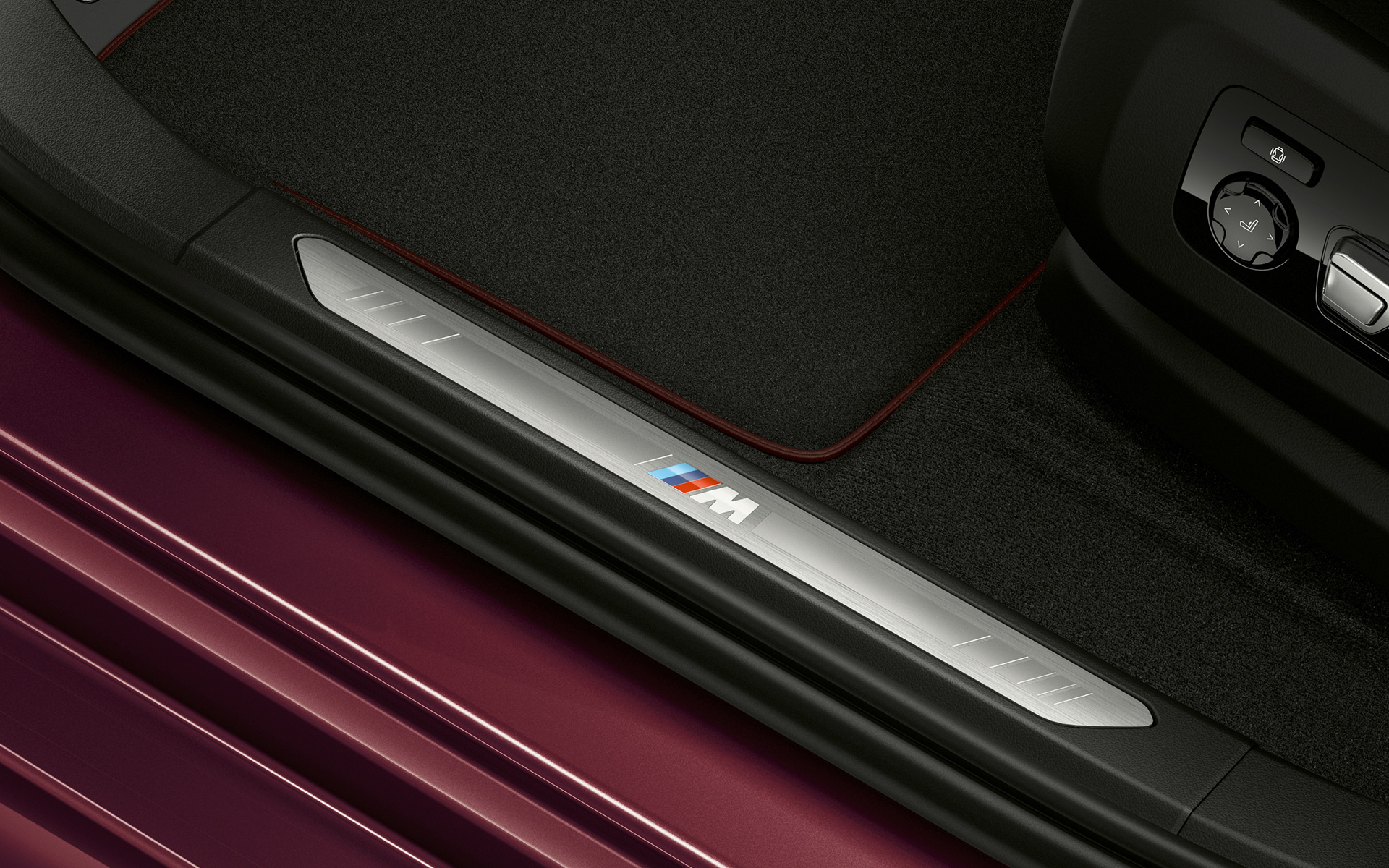 BMW Individual kynnyskotelon peitelista BMW X6 M Individual G06 2019 BMW Individual kynnyskotelon peitelista BMW X6 M Individual G06 2019, lähikuva