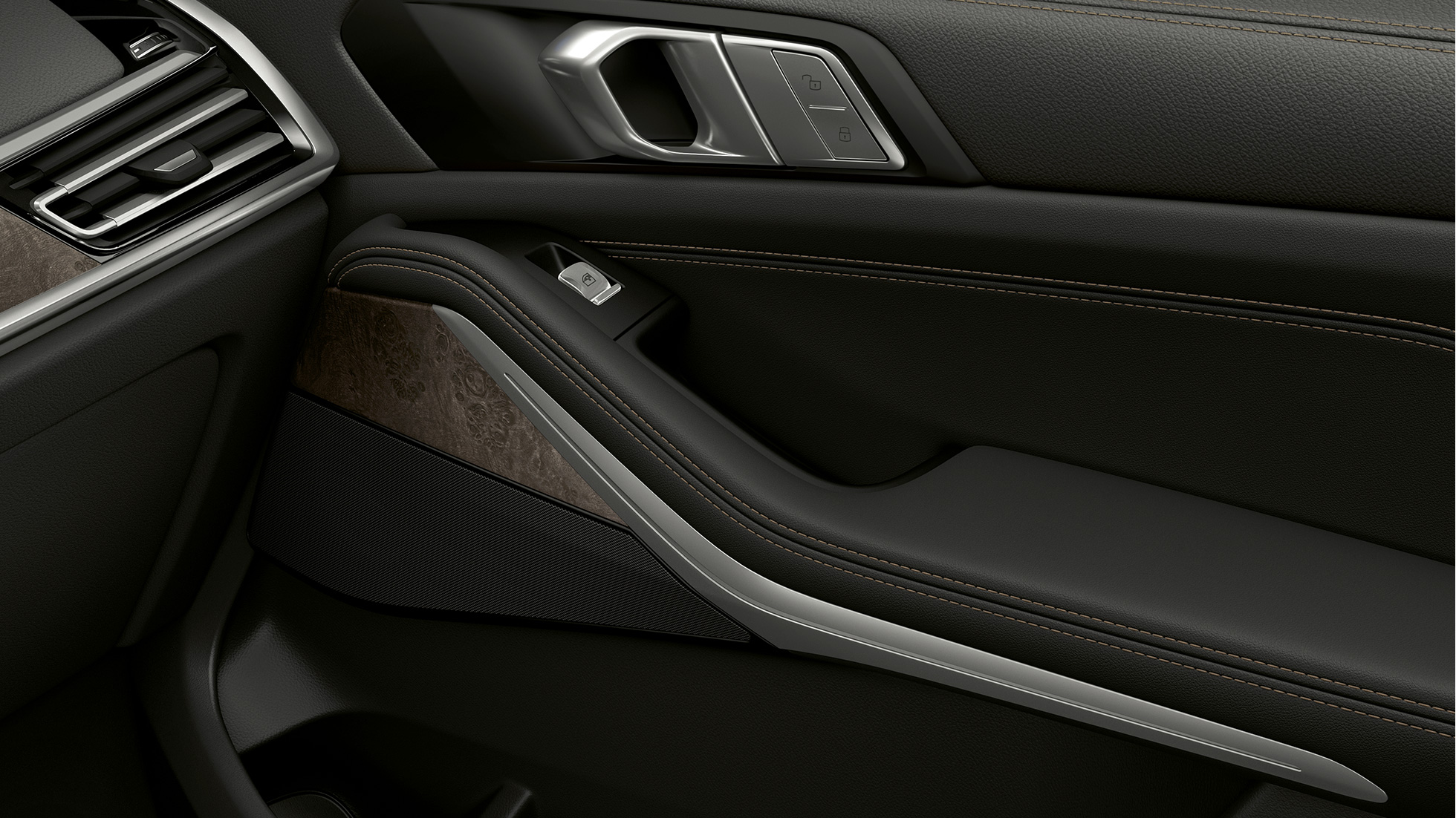 BMW X7, sisäovi Lähikuva BMW X7:n sisäovesta
