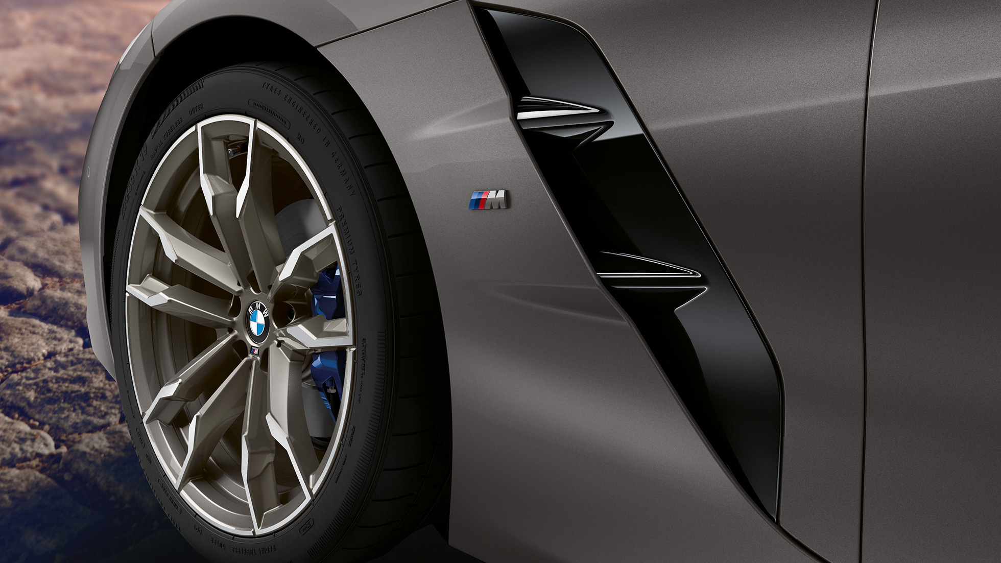 BMW Z4 Roadsterin etupyörä Harmaan BMW Z4 Roadsterin etupyörä