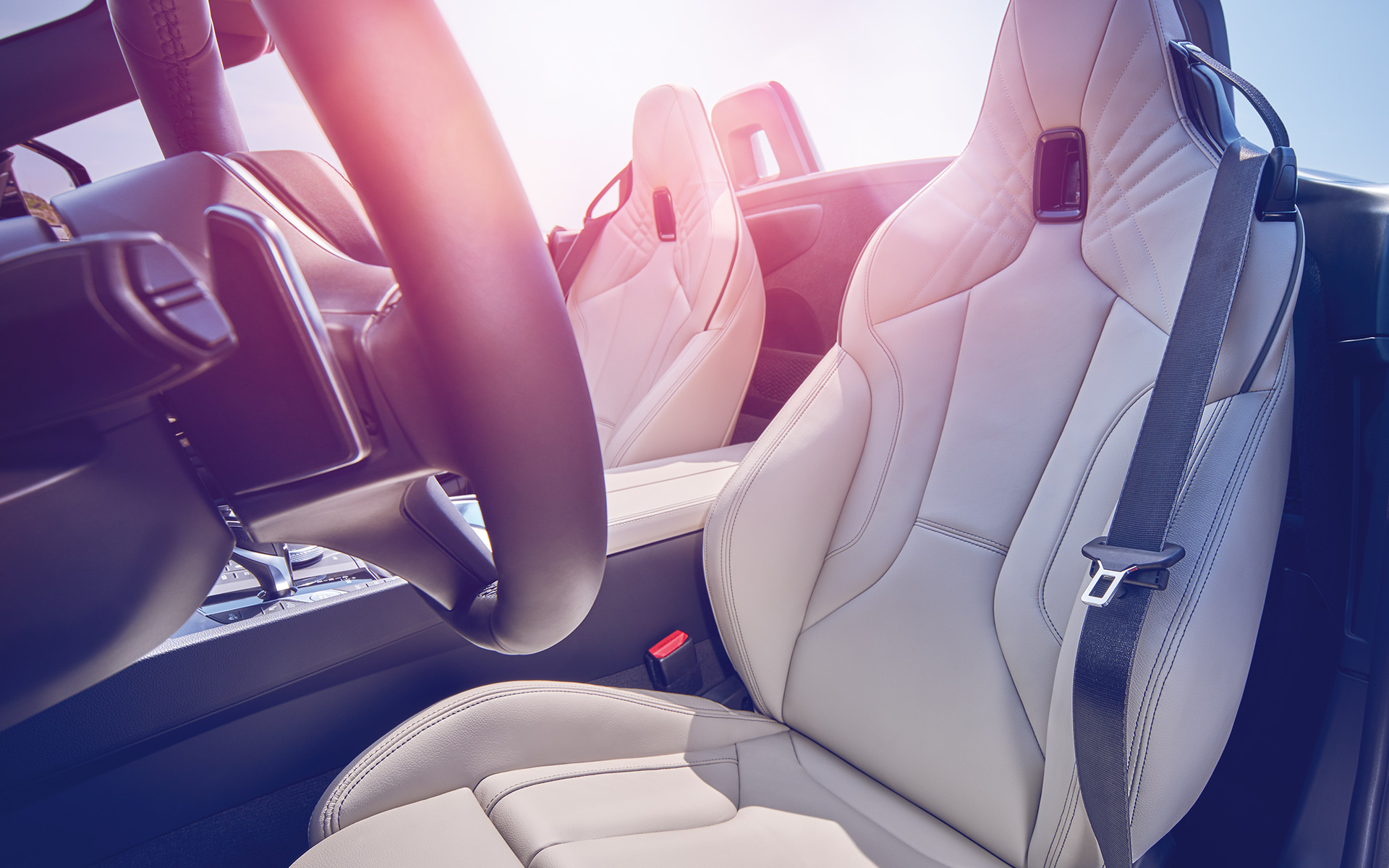 BMW Z4 Roadster (G29), etuistuimet Näkymä BMW Z4 Roadsterin (G29) etuistuimista
