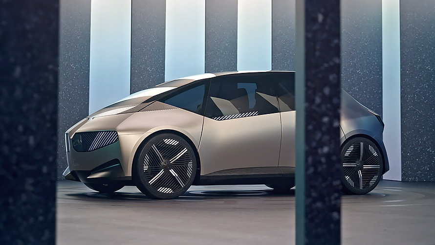 Video monoliittinen muotoilu BMW i Vision Circular 2021 BMW i Vision Circular 2021 -visioajoneuvo, monoliittinen muotoilu, video