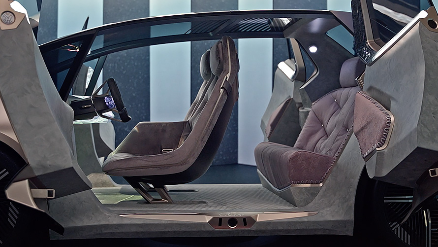 Video sisätilan muotoilu BMW i Vision Circular 2021 BMW i Vision Circular 2021 -visioajoneuvo, sisäpuolen muotoilu video