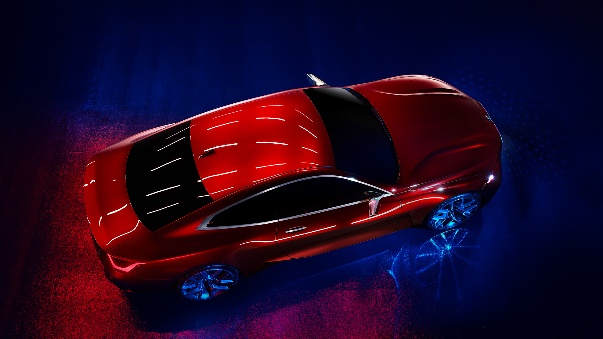 Ulkoväri Forbidden Red BMW Concept 4 Jännittävä ulkoväri Forbidden Red, BMW Concept 4 ulkopuolen muotoilu lintuperspektiivistä