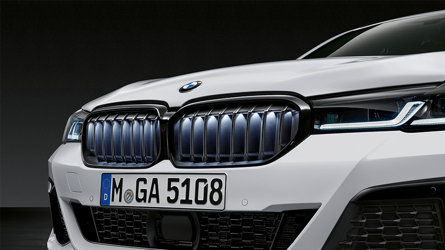 M Performance jäähdyttimensäleikkö Iconic Glow BMW syys- ja talvilisävarusteet, M Performance jäähdyttimensäleikkö Iconic Glow