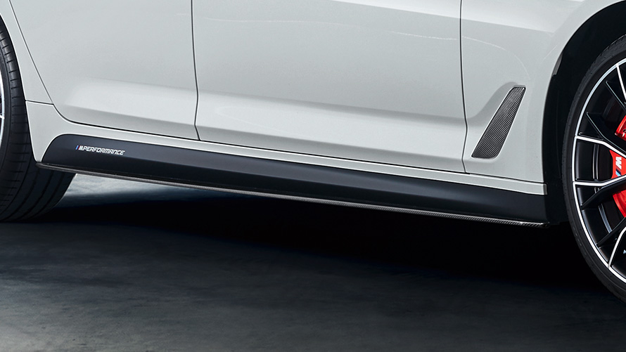 M Performance sivuhelmalisä Carbon BMW syys- ja talvilisävarusteet, M Performance sivuhelmalisä Carbon