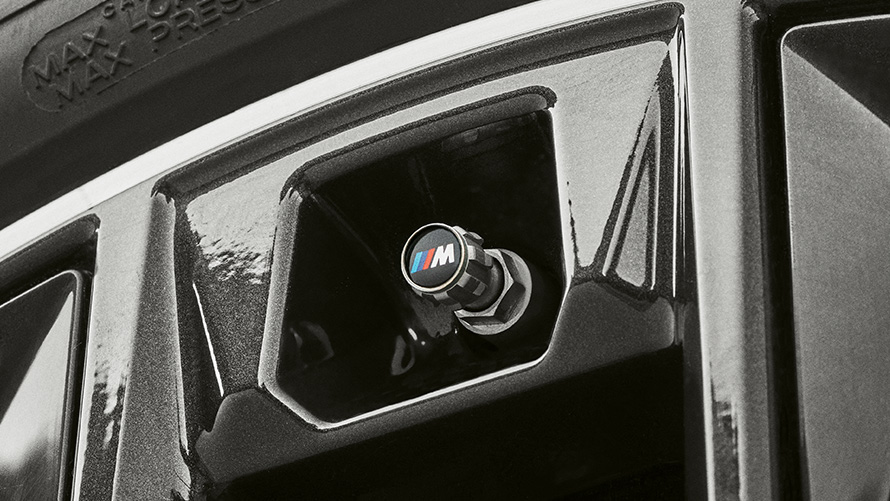 BMW Venttiilinhatut M-logolla BMW syys- ja talvilisävarusteet, BMW Venttiilinhatut M-logolla