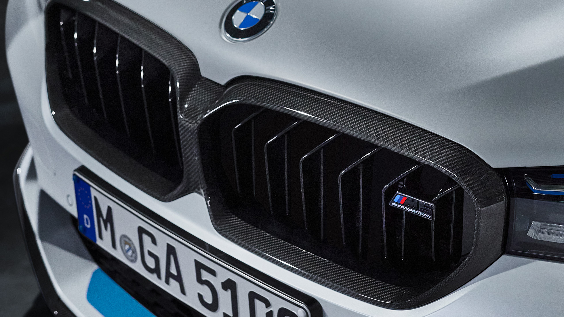 M Performance -jäähdyttimensäleikkö Carbon lähikuva BMW M Performance -osat M Performance -jäähdyttimensäleikkö Carbon lähikuva