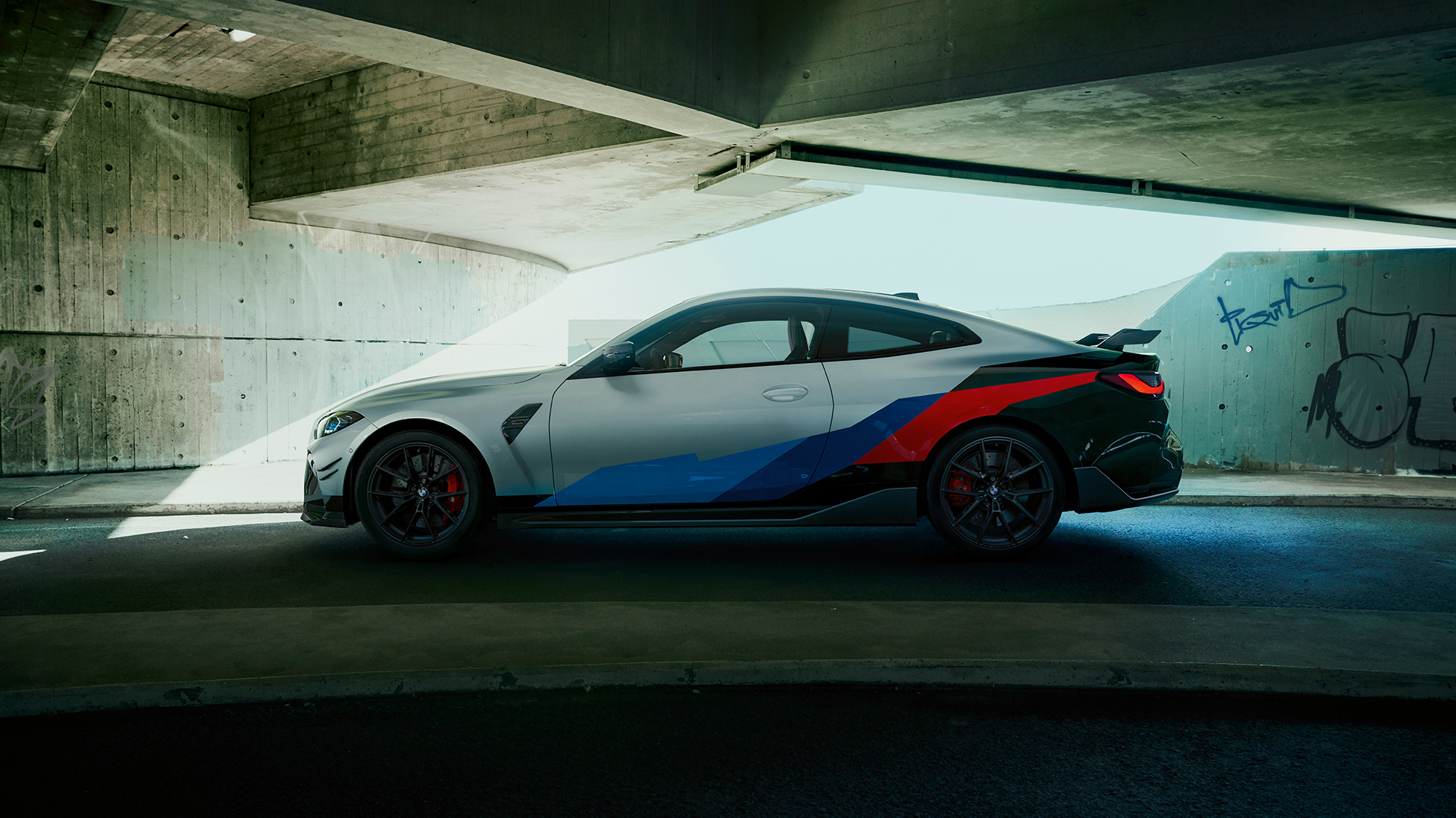BMW M4 G82 sivunäkymä BMW M Performance -osat BMW M4 G82 sivunäkymä