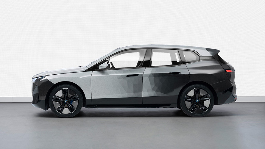 BMW iX Flow med E Ink