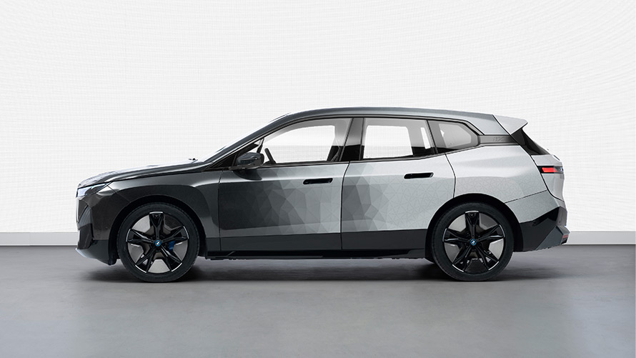 BMW iX Flow med E Ink