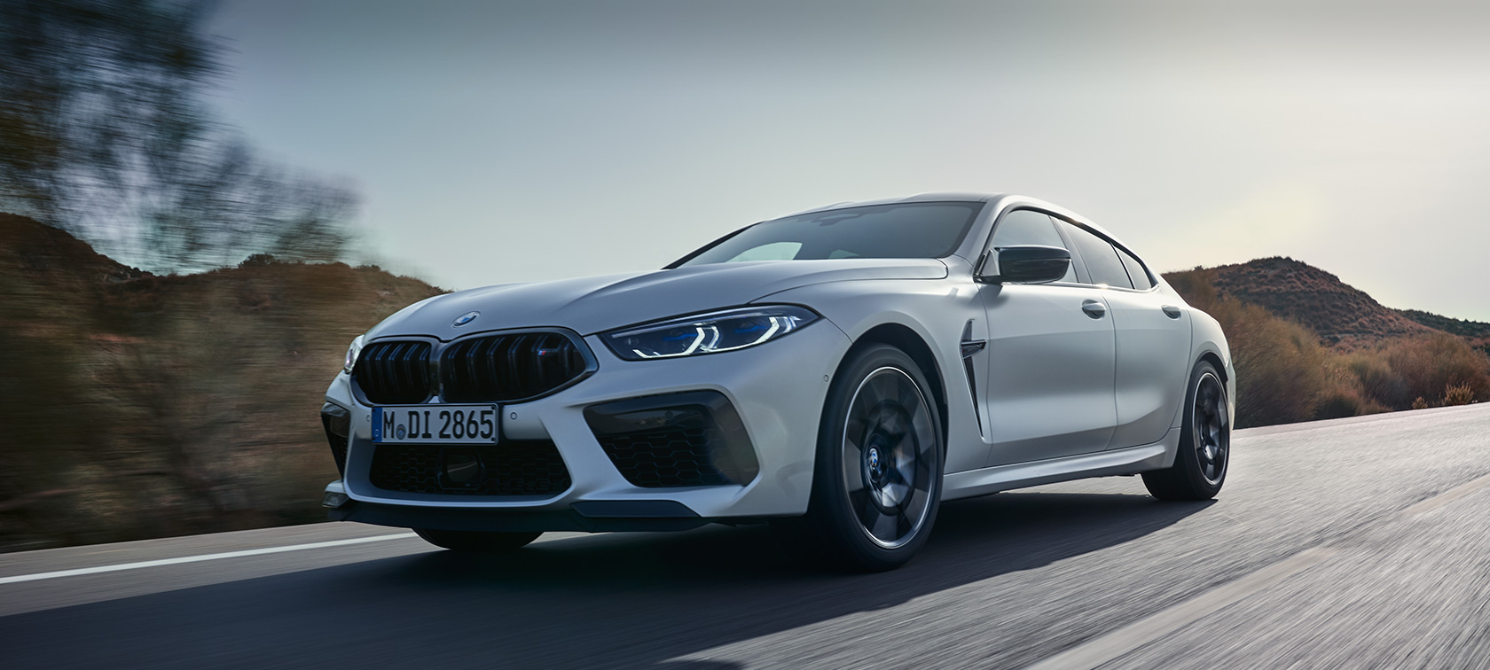 Uusi BMW M8 Competition Gran Coupé Uusi BMW M8 Competition Gran Coupé F93 2020 BMW Individual -metalliväri Ametrin, 3/4-sivunäkymä