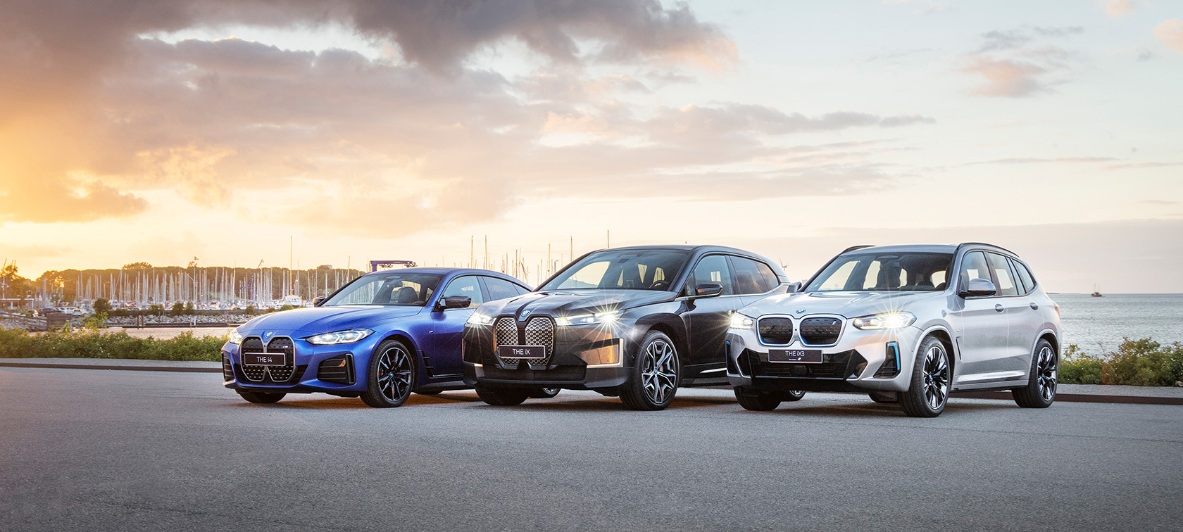 BMW iX ja BMW i4 BMW iX ja BMW i4