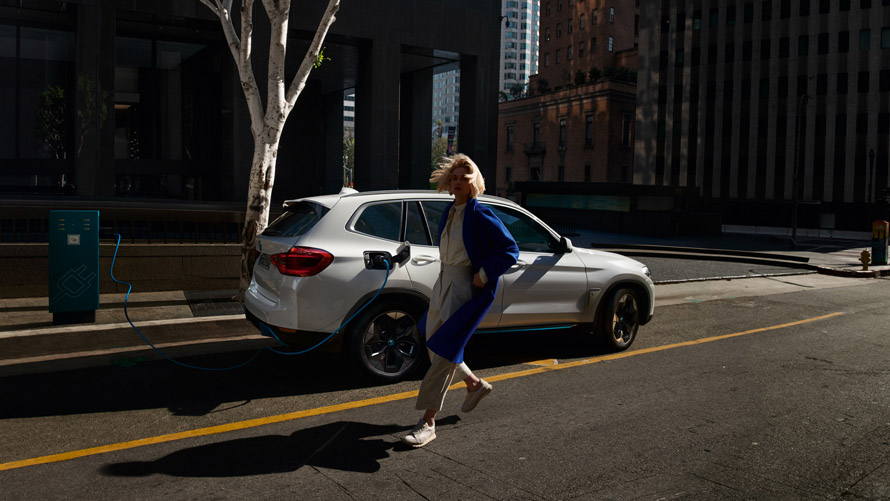 BMW iX3 - BMW Charging BMW iX3 - BMW Charging
