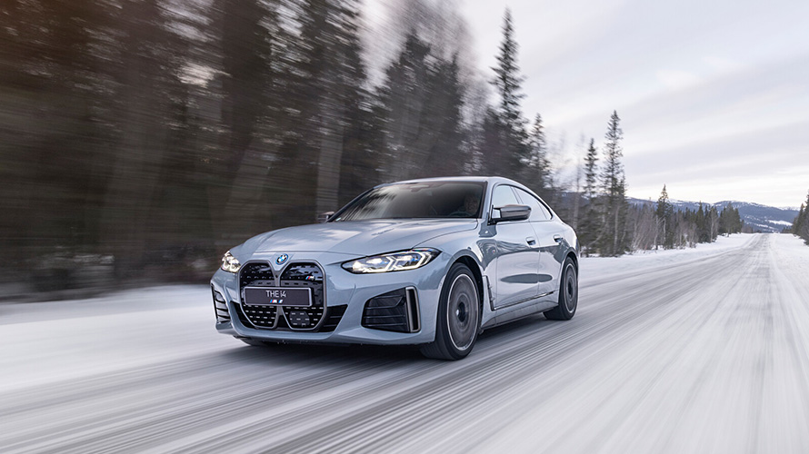 BMW i4 winter