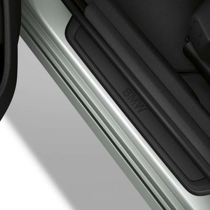BMW 3-sarjan Touring, Business-varustelu, kynnyslista