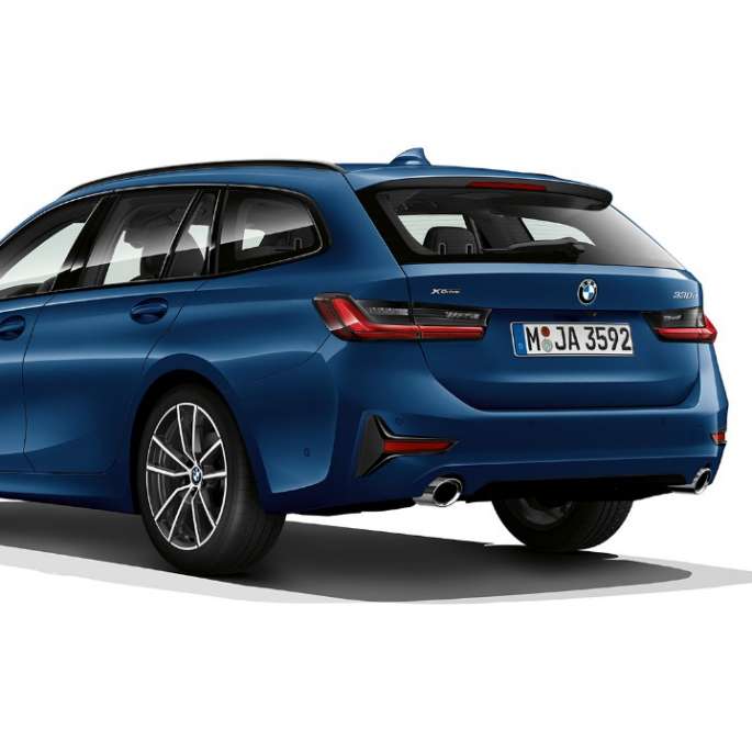 BMW 3-sarjan Touring, Business Sport, 3/4-näkymä takaa