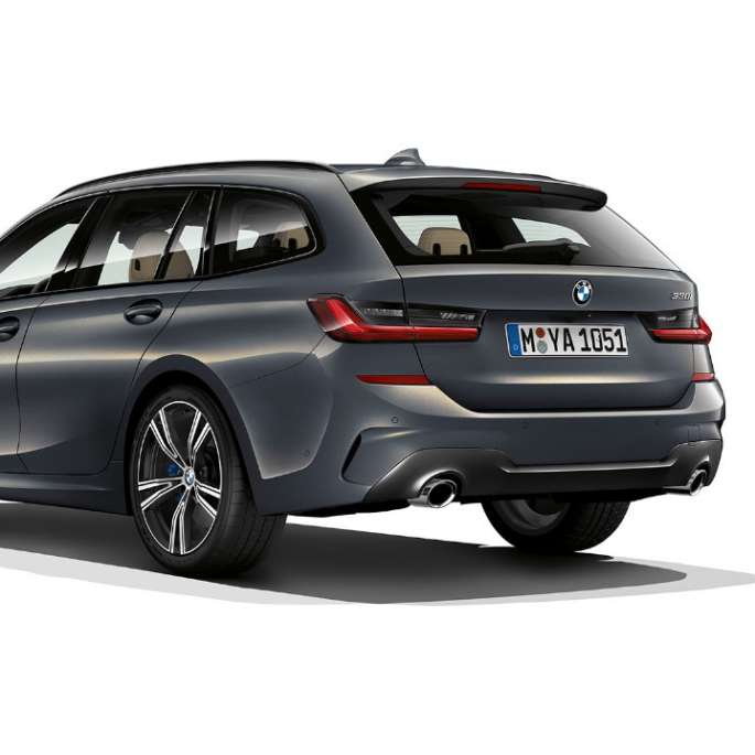BMW 3-sarjan Touring, Business M Sport, 3/4-näkymä takaa