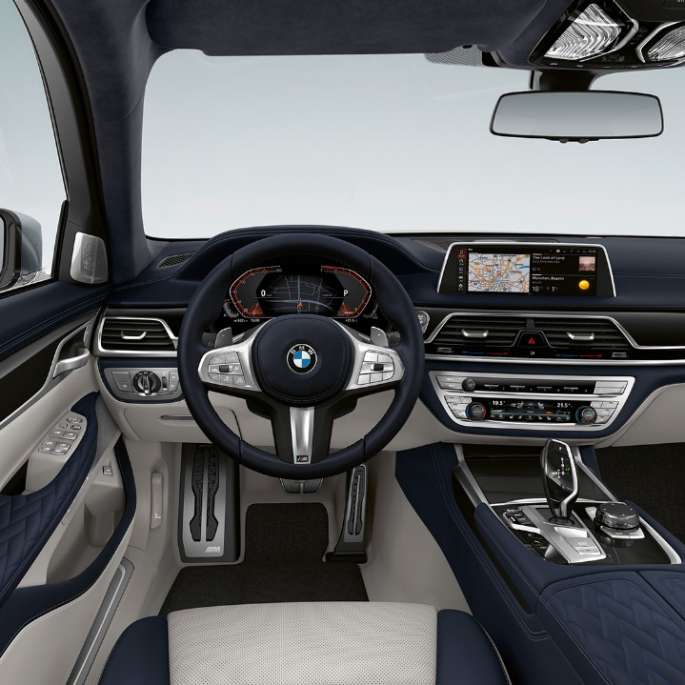 BMW 7-sarjan Sedanin M Sport -paketti, sisätilat BMW 7-sarjan Sedanin M Sport -paketti, sisätilat