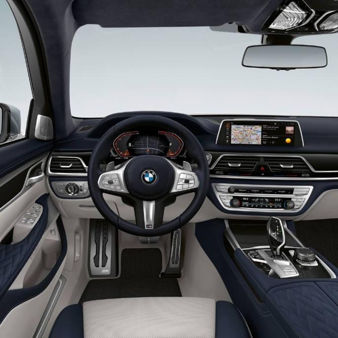 BMW 7-sarjan Sedanin M Sport -paketti, sisätilat BMW 7-sarjan Sedanin M Sport -paketti, sisätilat