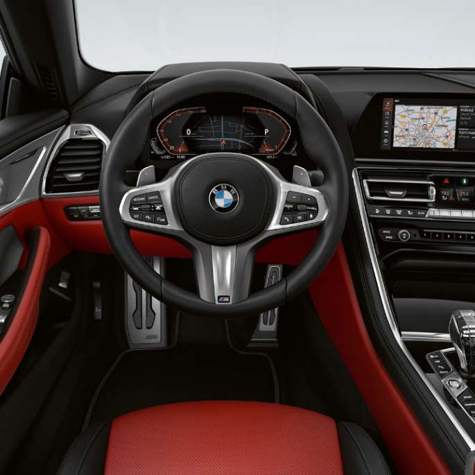 BMW 8-sarjan Gran Coupé, M Sport -paketti ohjaamo